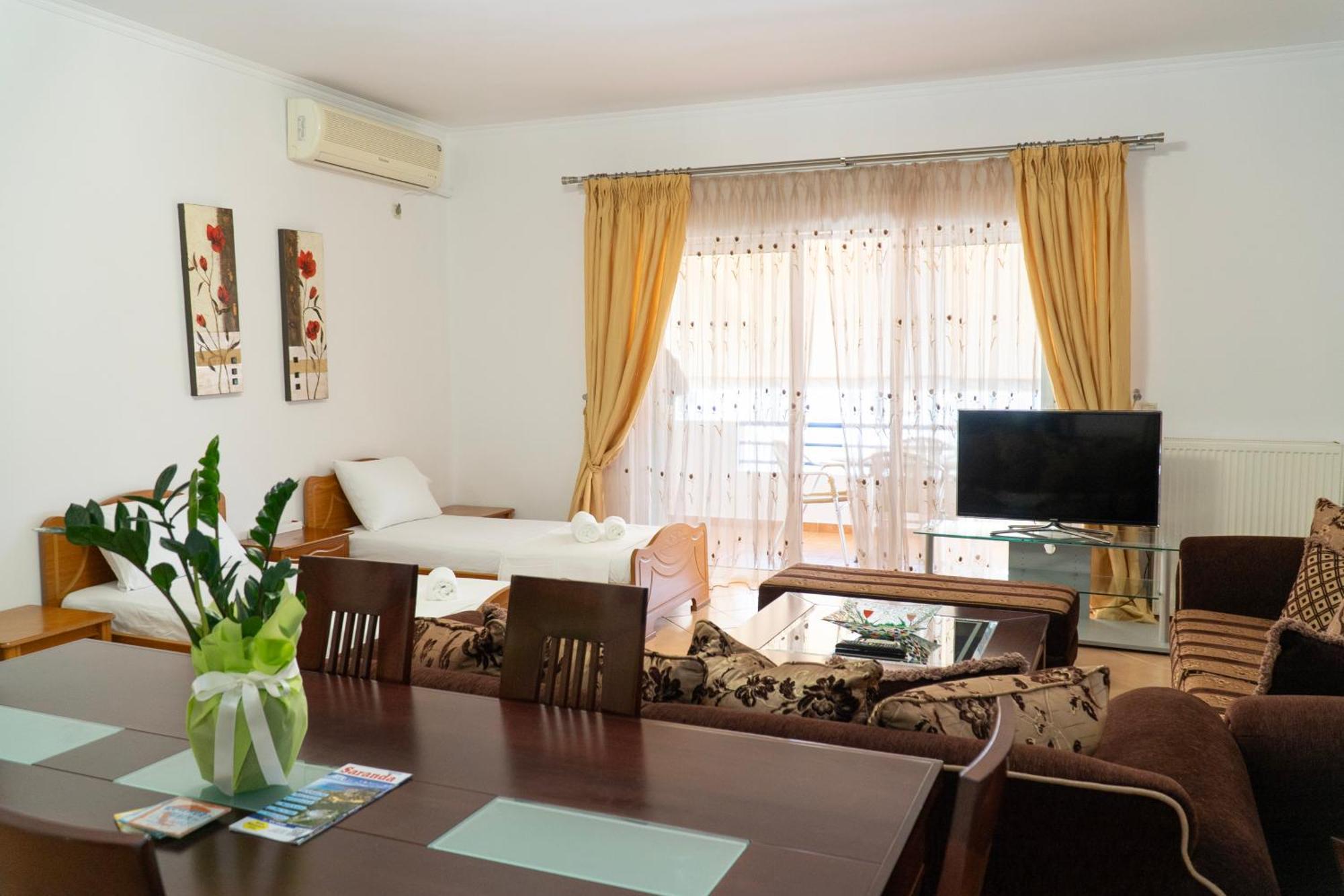 Apartament Erics *